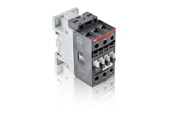 Contactor, Modelo/Model: 3HAC039832-001, Marca/Brand: ABB