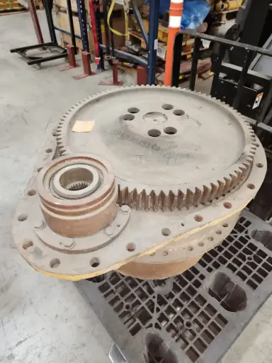 [785070290] Drive train Dressta