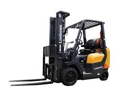 [CLG2025G-C] Forklift 5000 lb Liugong CLG2025G pneumatic wheels Kubota engine