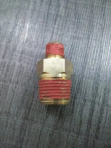 [NP 090725125930] NP 090725125930-Conexión (racor) hidráulica de latón